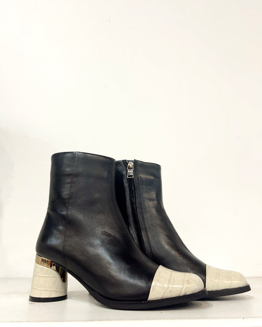 THEO Phoebe Contrast Bootie